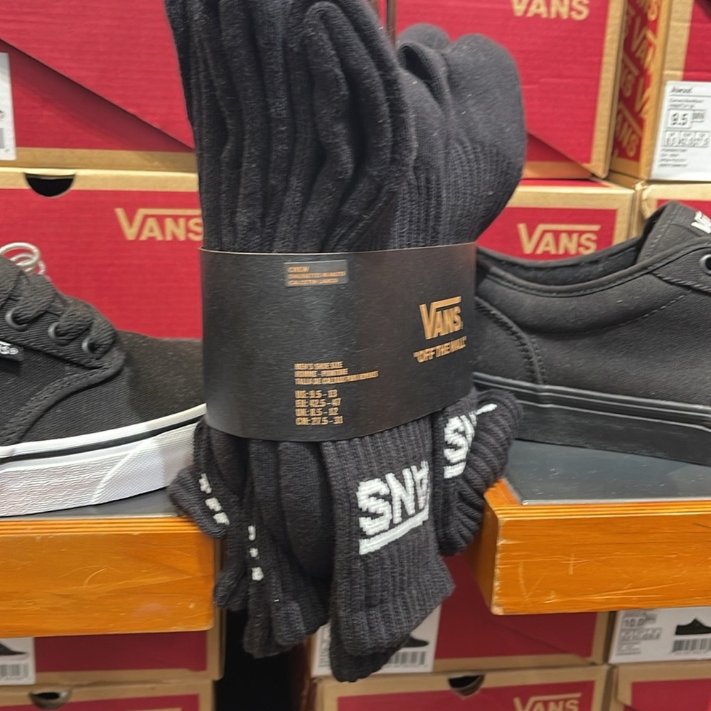 Vans Socks 6 pairs set CREW VANS.
"OFF THE WALL" Black/White 
NWT - Picture 7 of 16